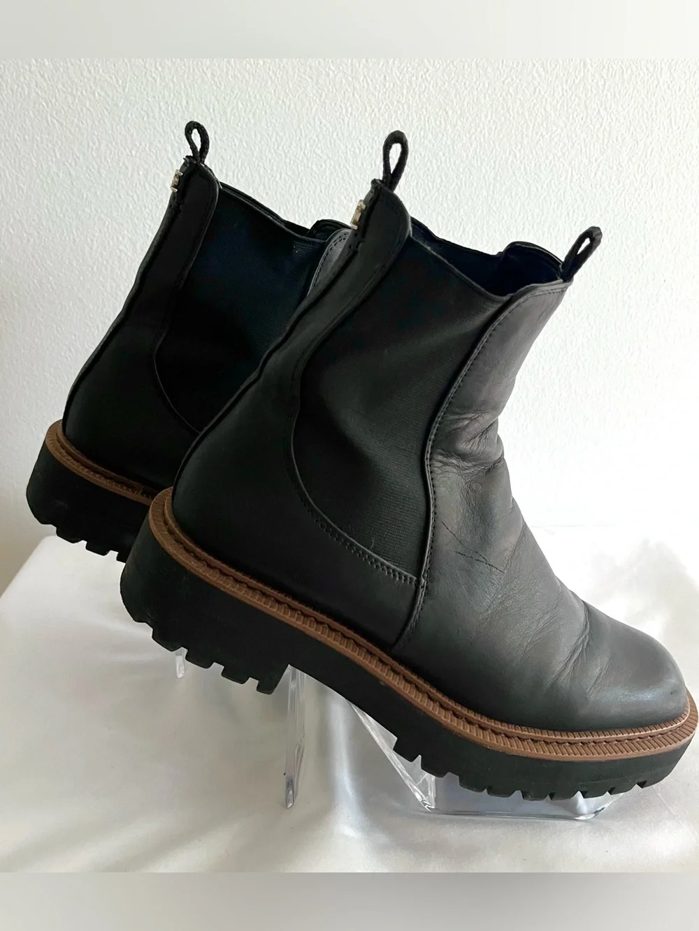Sam Edelman Women’s Classic  Black Leather Chelsea Lug Boots Size 7 Grunge BTS